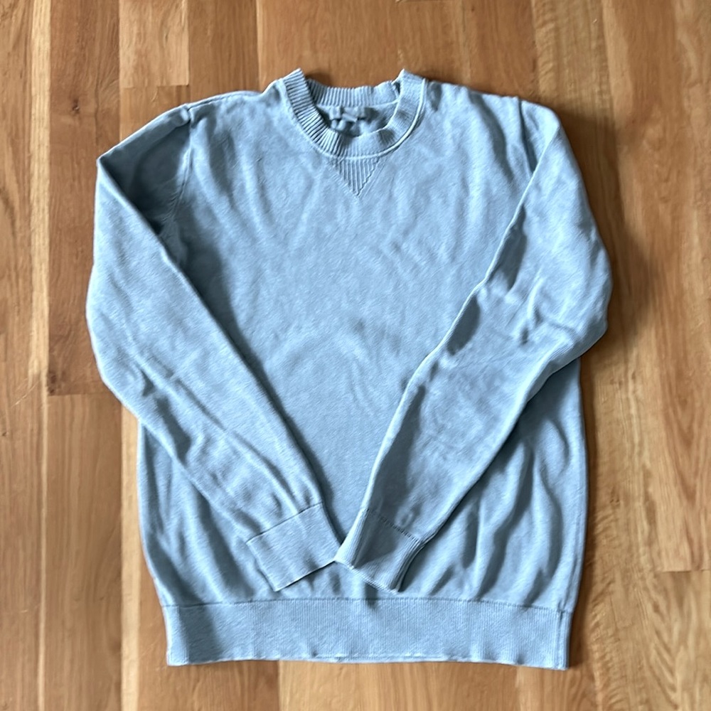 Barefoot dreams crewneck sweater